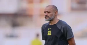 الاتحاد السعودي يقيل مدربه